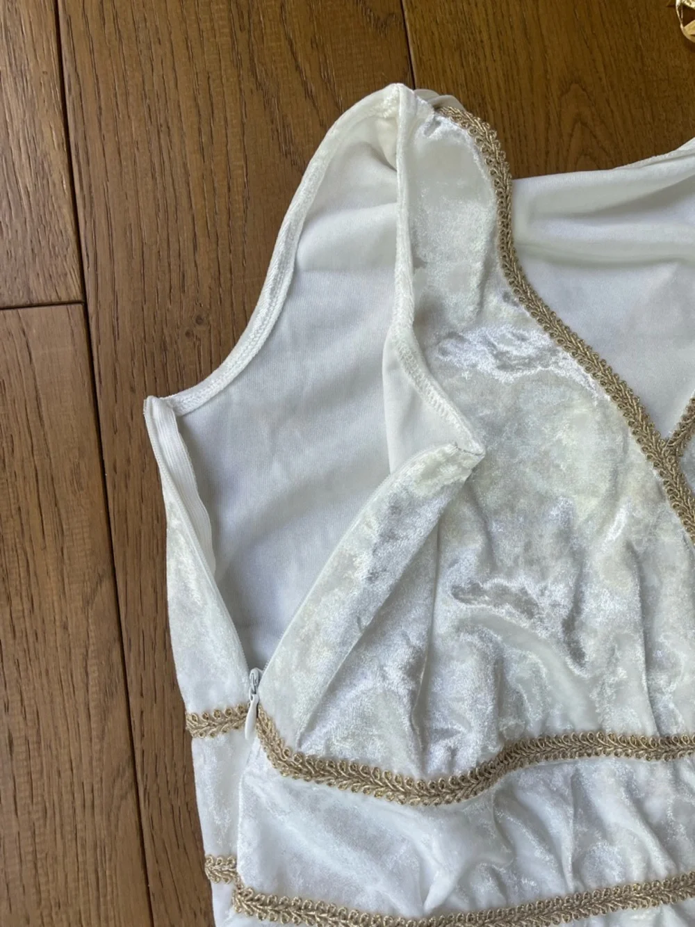 Greek costume Girls Medium White Velvet and Gold Goddess Costume Dress with Cape